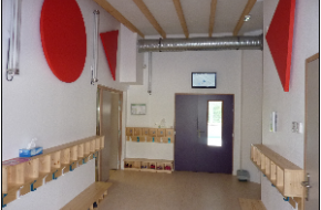 Le hall d'entrée des espaces périscolaires