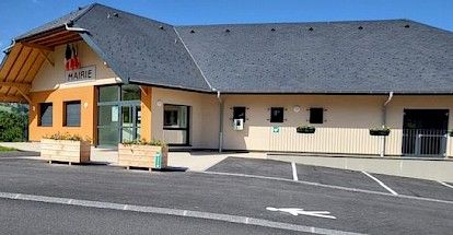 Installation du défibrillateur à la mairie